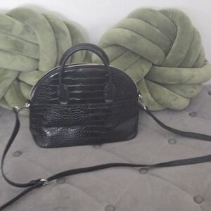 Elegant Black Crocodile-Embossed Handbag